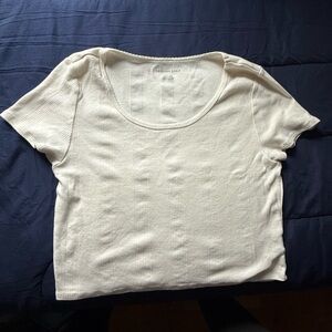 American Eagle Outfitters Cream Fitted Short Sleeve T-Shirt/Crop Top